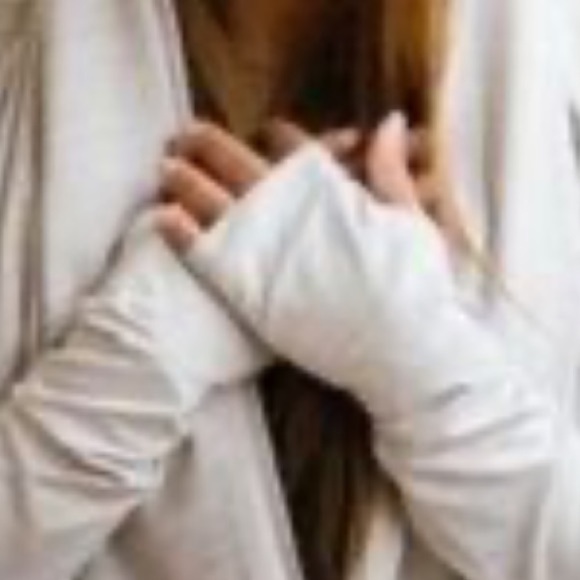 ZYIA active gray top size medium active wear - Picture 7 of 11